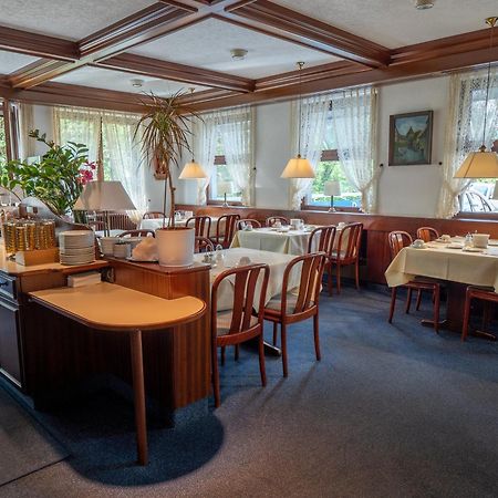 Hotel Pflum Mit Gaestehaus Nuertingen Extérieur photo